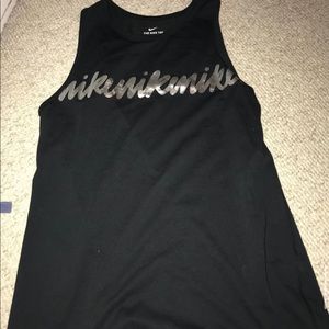 NIKE NIKE NIKE Tank